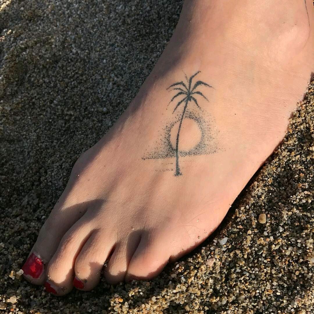 20 Beach Tattoos for Anyone With a Mermaid Soul  CafeMomcom