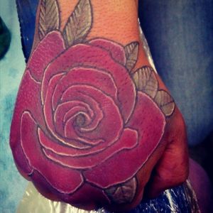 #inked #tatuarte #tatuajes #inkedgirls #tattoo #tattoos #tinta #rosa #hands  #radiantcolorsink