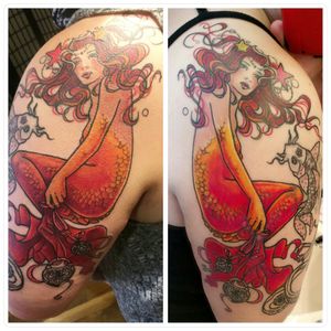 Water-themed half sleeve in progress. Left is the day of color added, right is just shy of two weeks later healing. Other than two spots of really bad scabbing, she's gorgeous. More details and color added to the rest next week :) #mermaid #mermaidtattoo