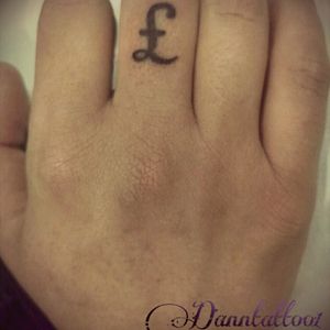 #libra #dinero #britishpound #thepoundsign #tattoobritishpound