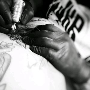 Studio Hueso Tattoo tattoo & piercing Horario... Lunes a sabado d 10 am a 7 pm Direccion... Calle francisco javier mina 1110 Colonia mayito Entre rullan ferrer y la calle uno Villahermosa, Tab. Tel. 3127129 9932628952