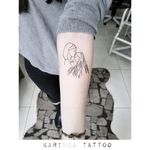 Sisters Instagram: @karincatattoo #sister #tattoo #familytattoo #inked #tattoolove #tattooart #line #tattooed #arm #minimal #istanbul #dövme