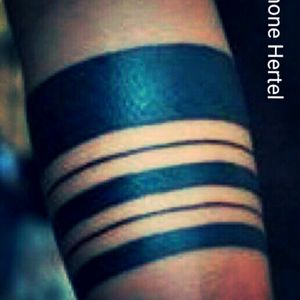 #arm #schwarz #tattooedmann #tattoo #tattoos #tattooedmann #followme #follower #follow #cheyene #black #streifen #maori #band #schwarz #artist #mone1971
