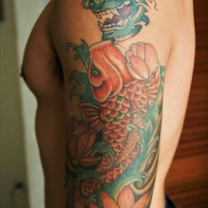 Love this piece. Koi fish & Oni Mask.#tattoo #koifish #onimask #oriental #japanesetattoo #style #Ink #Cancunink
