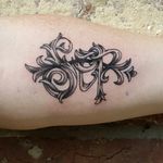 Sep for Jef. #madebysarahdhont #tattoo #lines #blackandgrey #lettering #ladytattooers #jugendstil #jugendstiltattoo #tattoodesign