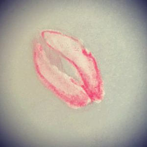 Lipstick mark