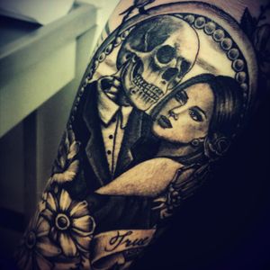 #tattoo #blackandgreytattoo #skeleton #skeletontattoo #love #truelove #tattoolove #flowers #couple #girl #inkedgirl #girltattoo