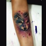 Lobo aquarela #tattoo #tattooist #tattooartist #ink #draw #art #sketch #evolvecrew #evolveordissolve #abstract #tguest #nderm #watercolor #aquarela #watercolortattoo #family #love #lifestyle #trip #design #illustration #bsb #brasilia #df #Wolf #Lobo