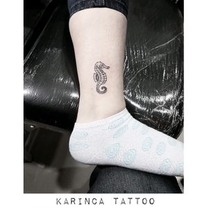 SeahorseInstagram: @karincatattoo#seahorse #tattoo #inked #tatted #tattooart #tattooartist #tattooer #tattoostudio #ink #legtattoo