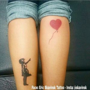 Reprodução do artista @banksy Agendamento e orçamentos pelo telefone ☎(11)993776985 ✉ericskavinsk@gmail.com @skavinsk #ericskavinsktattoo #banksy #grafitti #streetart #girl #hearttattoo #tattoocoracao #baloon #rua #vetortattoo #stencil #extremeskincare #electricink #artfusionsupply #artfusion #thpro #tattoodo #tattoodobr #tatuagemmultimidia #tguest #tattooguest #tattoo2me #ttblackink #tos #drawing4tattoo #follow4follow #like4like