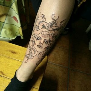 Primera sesión 💀❤ #Medusa #tattoo #ink #working #MiriCheeseCake #TattooMadrid