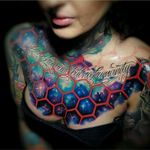 Geometric tattoo by Tyler Malek #tattoodo #TattoodoApp #tattoodoBR #colorida #colorful #geometria #geometry #universo #universe #TylerMalek