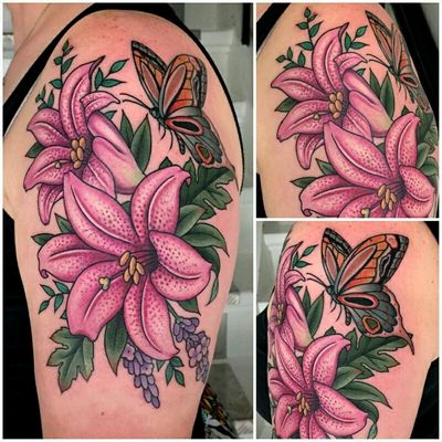 Lillies and butterfly by @stefbastian For info or bookings pls contact us at art@royaltattoo.com or call us at +45 49202770 #royaltattoo #royaltattoodk #royalink #royaltattoodenmark #lily #lillies #flower #pink #butterfly