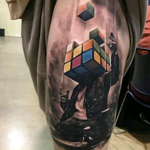 Kyle Cotterman #tattoodo #TattoodoApp #tattoodoBR #rubikscube #cubomagico #colorida #colorful #nerd #geek #KyleCotterman