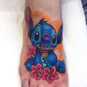 Stitch by Michelle Maddison#tattoodo #TattoodoApp #tattoodoBR #disney #stitch #comics #cartoon #quadrinhos #colorida #colorful #nerd #MichelleMaddison