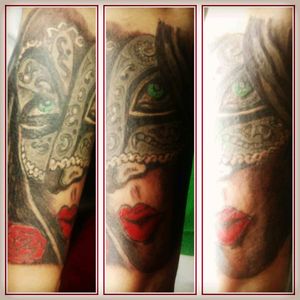 #maske #drama #dreamtattoo #mindblowing #mone1971 #tattoo #tattoos #follower #follow #followforfollow #artist #tattoovorlage #solingen #skitze # Augen #farbe #rot #blackandgrey #black