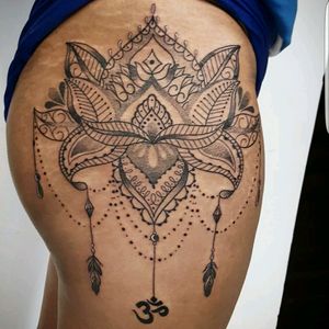 Lotus ornamental#rodrigotanigutti #lotus #dotwork #pontilhismo #lotusornamental #ornamental #tatuagem #flores #tattoo coxa