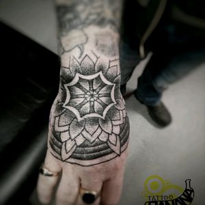 Mandala. #tattoobanana #tattoo #tattoos #tatts #bodyart #inked #thurles #ink #tattoolovers #tatuaze #dotworktattoos