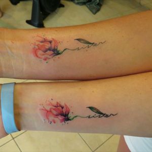 Flor para hermanas #tattoosisters #tattoo #tattoogirl