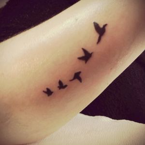 #arm #hand #tattooed #tattooedwoman #inkgirl #tattooedgirl #tattkoartist #followme #follower #follow #followforfollow #blackgrey #cheyenehawk #eternal #dreamtattoo #mindblowing #tattooed #tattooedwoman #inkgirl #tattooedgirl