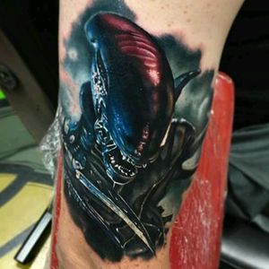 Alien by Yogi Barrett#tattoodo #TattoodoApp #tattoodoBR #realismo #realism #alien #giger #nerd #geek #filme #movie #YogiBarrett