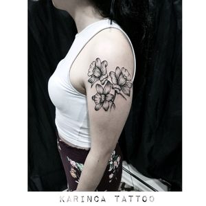 Some flowers on the armInstagram: @karincatattoo#flowertattoo #armtattoo #blacktattoo #tattooideas #tattoolife #tattoostudio #tattooart #tattooed #tattooer #tattooist #tattooartists #tattooedgirl #tattooedwoman #ink #tatted #dövme #istanbultattoo