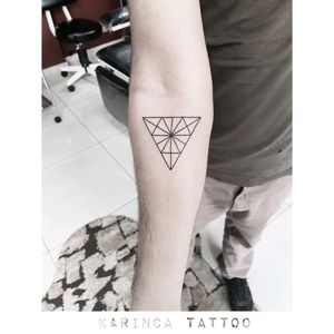 Triangle Tattoo by Bahadır Cem Börekcioğlu (Karınca Tattoo) Instagram: @karincatattoo #triangle #armtattoo #linetattoo #smalltattoo #minimal #tattoos #tatted #inked #inkedup #dövme #istanbul #tattooer #tattooartist #fineart #designer