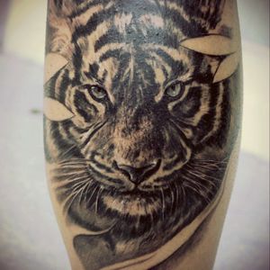 My first tattoo 😋 #firsttattoo  #mine #tiger #leg