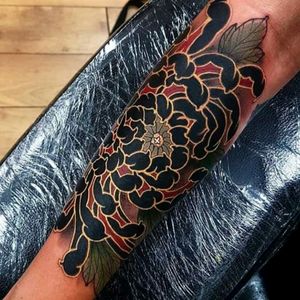 Amazing tattoo by Elliot Wells #tattoodo #TattoodoApp #tattoodoBR #flower #flor #oriental #colorida #colorful #ElliotWells