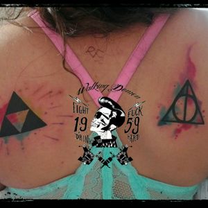 #tattoo#reliquiasdelamuerte#harrypotter#walkingdemon#drake#ink#colors#acuarela#oldschool#mexicoink#soulflower
