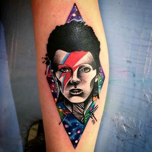 David Bowie tribute by Edson Turco Tattooist#tattoodo #TattoodoApp #tattoodoBR #DavidBowie #rock #musica #music #camaleao #chameleon #colorida #colorful #tatuadoresdobrasil #EdsonTurcoTattooist