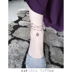 🍀🍃 Instagram: @karincatattoo #anklet #tattoo #ink #tattooed #tattoos #tatted #tattoostudio #tattoolove #tattooart #tattooartist #inked #leaf #clover #fourleaf #ankletattoo #girltattoo