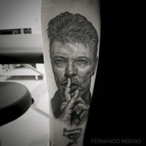 #davidbowie #tattoo #tattoodo #portrait #portraittattoo #blackngrey #blackngreytattoo #realism #realistic