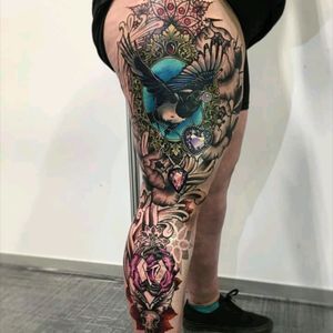 Awesome piece by Ryan Smith! #tattoodo #TattoodoApp #tattoodoBR #tatuagem #tattoo #colorida #colorful #geometria #geometry #RyanSmith