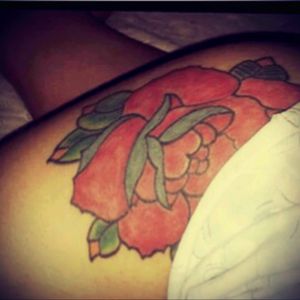 #leg #roses #rosas #tattoo #colombia #art #karla #sweet 📷🎸👌