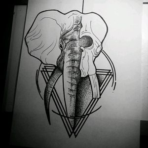 In progress.. #elephanttattoo #dotwork #tattoosketch