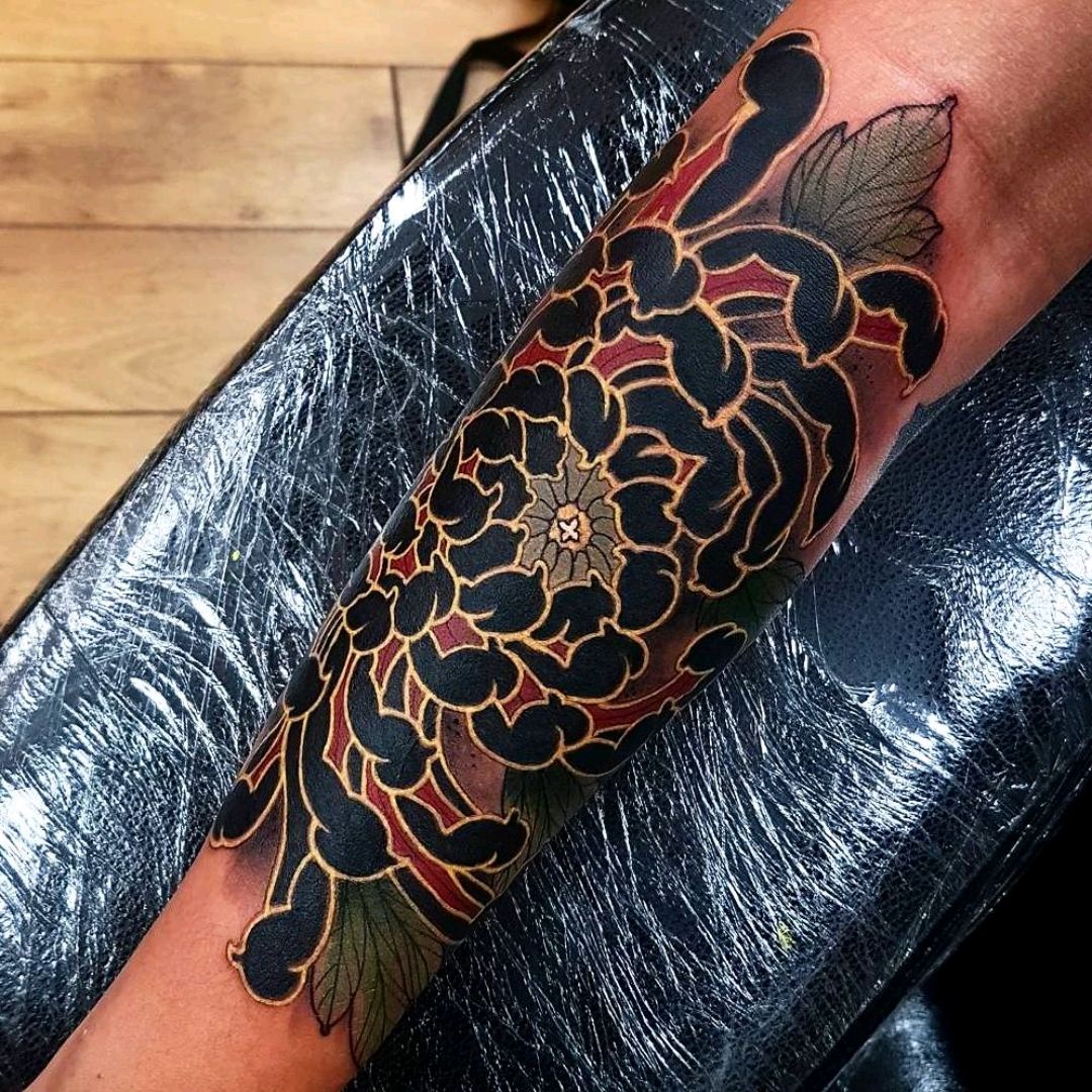 Japanese Sleeve tattoos  Chrysanthemum Tattoo  Full Sleeve Tattoo   neartattoos