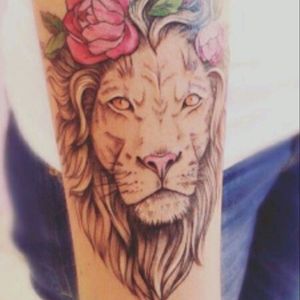 I want this on my upper arm for my birthday. Maybe a tad smaller but I really want this!!