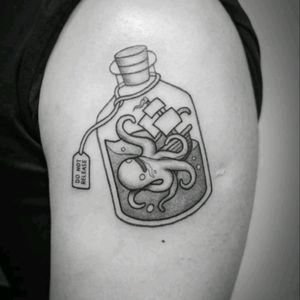 #octopus #kracken #bottle i love this