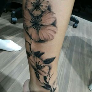 Tattoo hibiscus flower