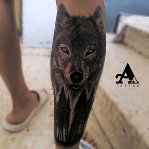 😉 Artista: Antonio Alarcon #thebesttattooartists #thespaintattoobible #thebestspaintattooartists #tattoo #tatuaje #wcw #artists_magazine #artist #davidmiguelangel #cheyennetattooequipment #ink #art_collective #artist #tattoos #photooftheday #inkonsky #balmtattoo #tattoomachine #tattooed #tattooist #wolftattoo #wolf