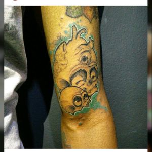 Trampo que curti muito fazer que rolou no meu primo @_rafaelmcd Mais uma vez obrigado pela confiança mano 💪👊🖍📚 Agende seu horário: Facebook 👍: Bento Tattoo Whatsapp 📱: (51) 99259-8788Inbox 📥 #tattoo #tattooart #tatuagem  #tattoos #tatts #tattoo2me #estudo #skinart #skull #skulltattoo #new #newschool #newschooltattoo #color  #electricink #electricinkbrasil #usoelectricinkbr #usoelectricink #everlastcolors #electricinkcolors #newschoolnation  #amazontattoo #grupoamazon #_bentotat2 #bentotat2
