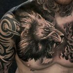 Lion coverup on reeces chest by Thomas wells