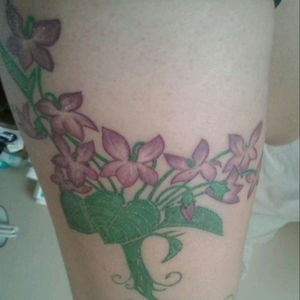 2 Tattoo, violetas #ink #inked #tintas #dynamic #inkdynamic #Black #love #tatuajes #tattoos #tattoo #violets #violentas