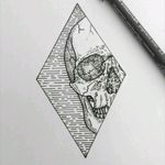 #skull #geometric #geometria