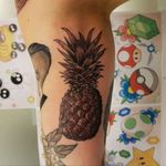 Pineapple party! Christine.letsbuzz@gmail.com #letsbuzz #letsbuzztattoo #letsbuzzbergen #christinetattoo #bergen #tatovering #tattoo #pineapple #pineappletattoo