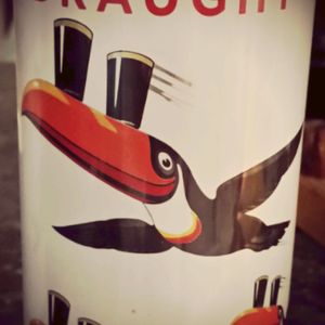 Always loved the Guinness toucan. Would love to get this on my ribs.