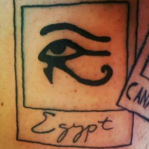 #dibujo #draw #tatuaje #tattoo #eyeofra #ojodera #legtattoo #inkedboy #inkedup #polaroid #egypt #egipto