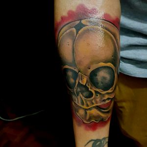 Skull baby #tattoo #tattoos  #tat  #ink #inked #tattooed #tattoist #coverup #art #design #instaart #instagood #sleevetattoo #handtattoo #chesttattoo #photooftheday #tatted #instatattoo #bodyart #tatts #tats #amazingink #tattedup #inkedup #freehand