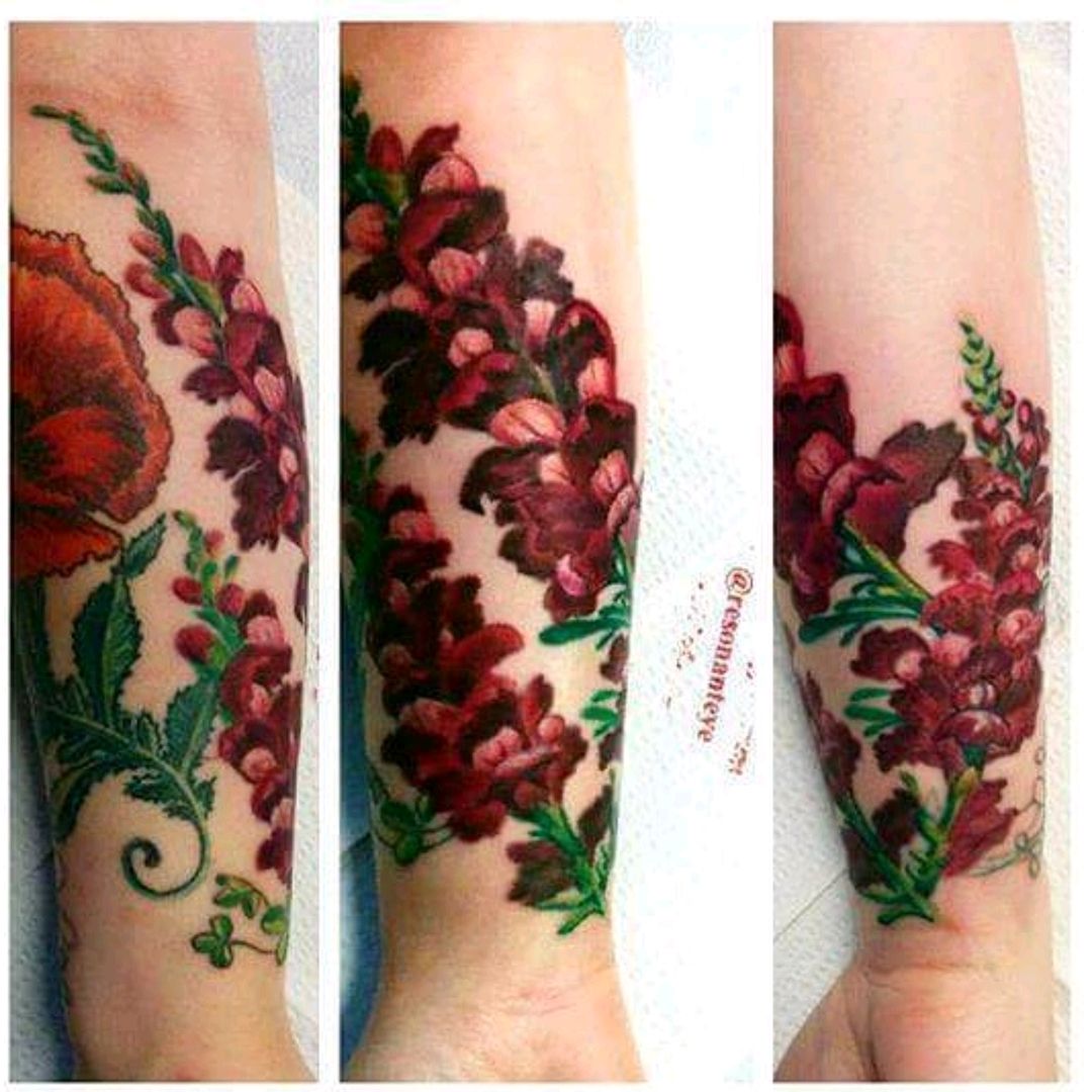 Instagram photo by Tea  Feb 10 2016 at 918pm UTC  Tattoos Flower tattoo  Tattoo photography